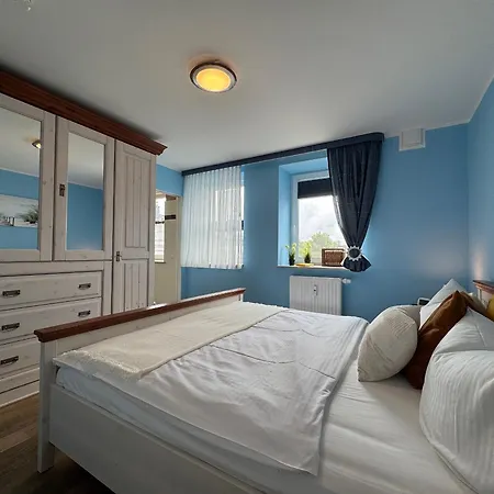 Kaeptn Brass 17 Ostseeperle Dierhagen